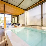 Deluxe Kalkan